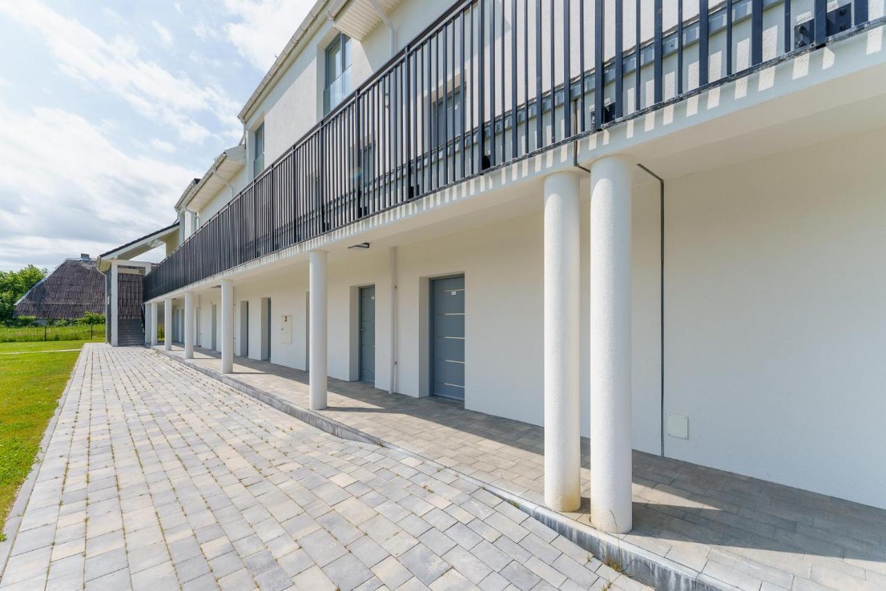 Apartament Morski Piasek Sarbinowo Exterior foto